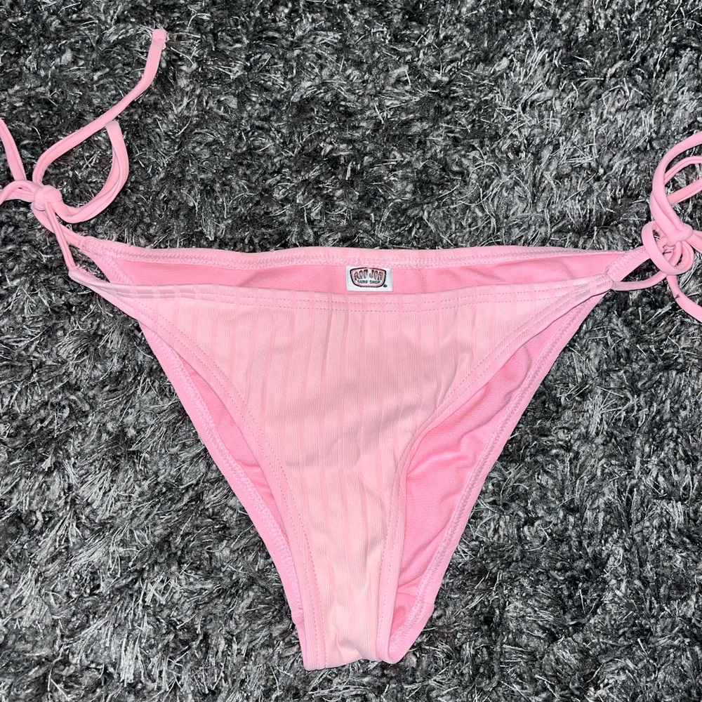 pink cheeky bikini bottoms